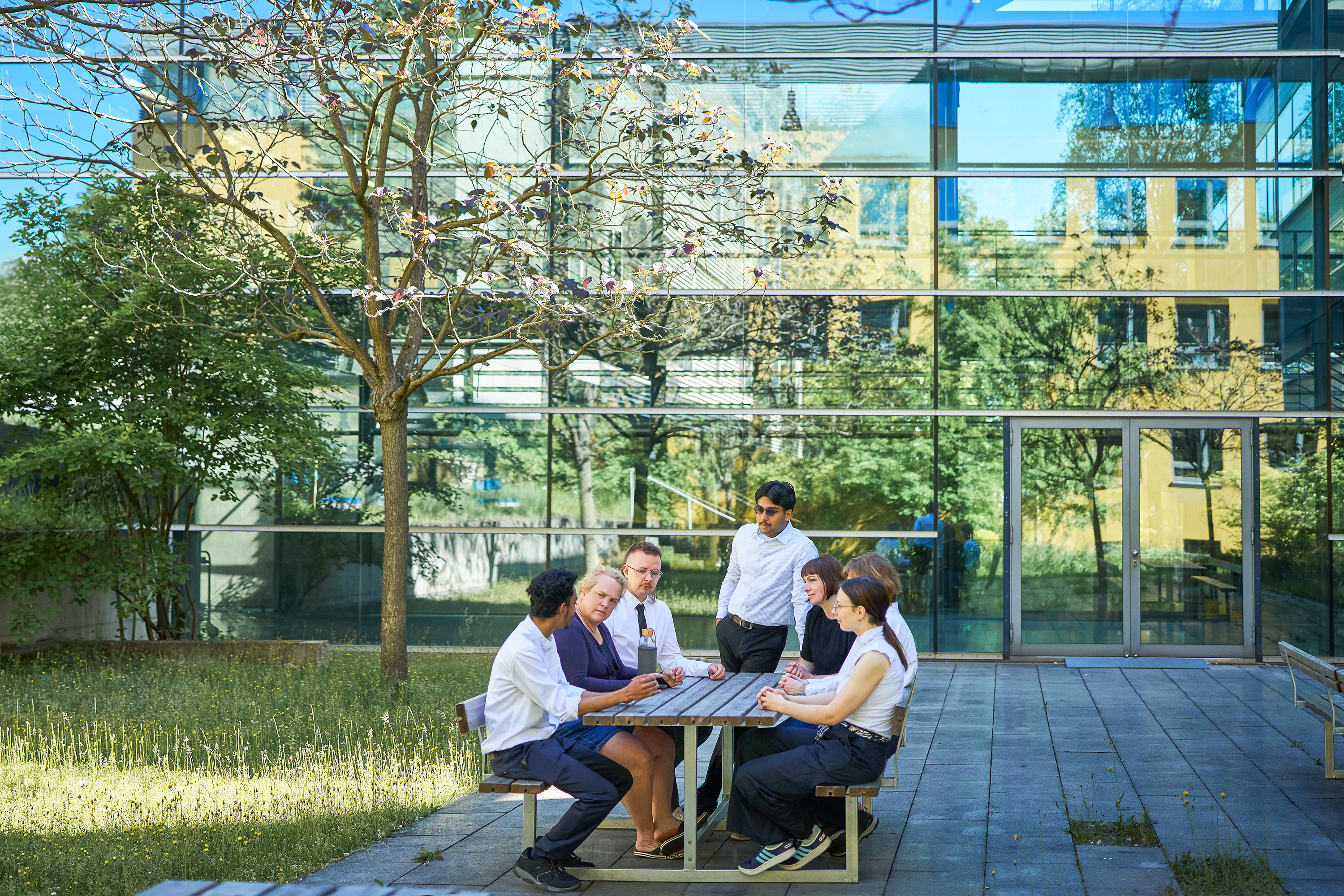 InfectoLight team meeting outside at the Jena research campus